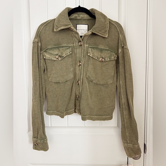 Bagatelle Women's Button Down - Picture 1 of 5